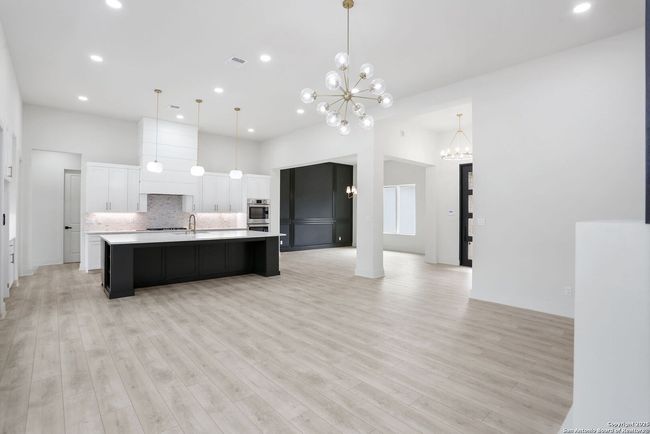 11010 Nina Rdg, House other with 4 bedrooms, 3 bathrooms and null parking in San Antonio TX | Image 17