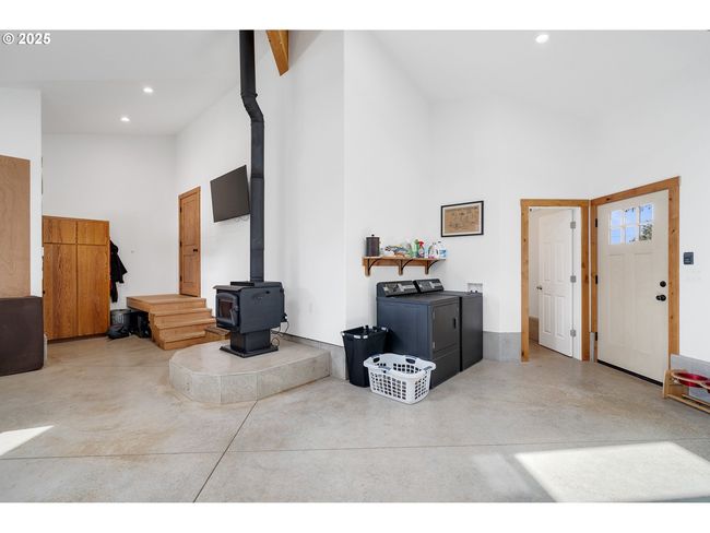 7705 Seattle Ave, House other with 4 bedrooms, 3 bathrooms and 3 parking in Bay City OR | Image 31