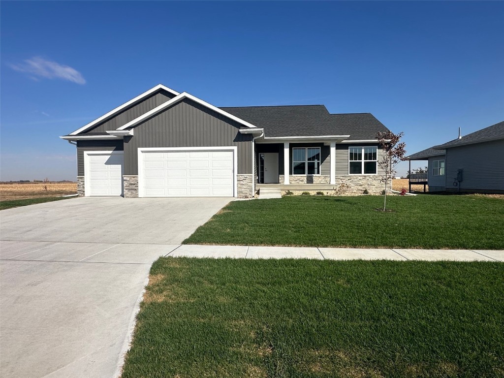Hickory Ridge Dr, Marion, IA 52302