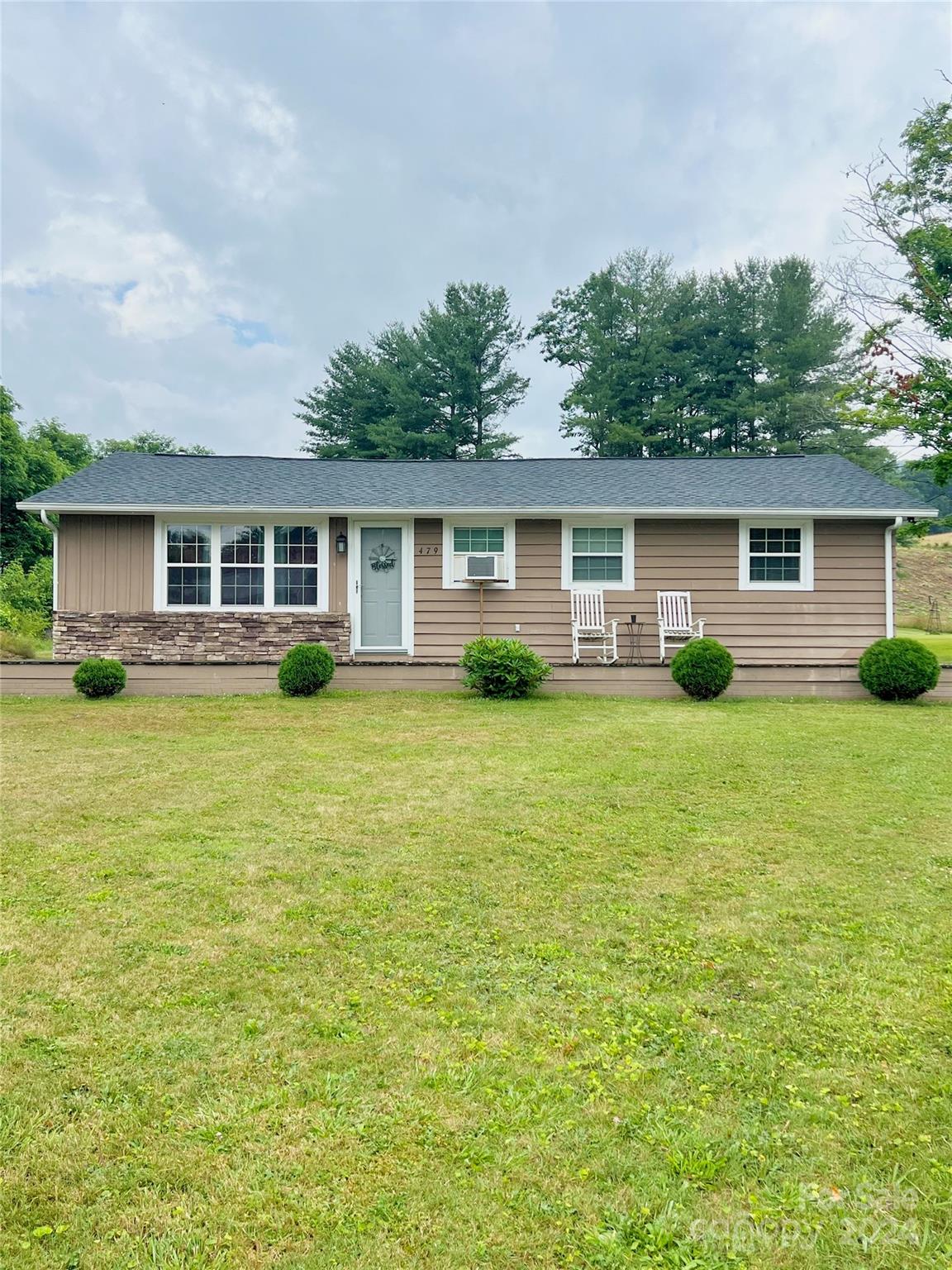 Beaver Dr, West Jefferson, NC 28694
