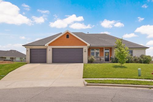 1360 N Rainbow Ct, Nixa, MO, 65714-9488 | Card Image