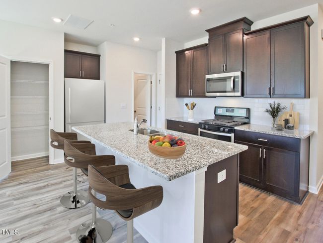 RAL_The-Grove_Carmine_Interior_Kitchen | Image 5