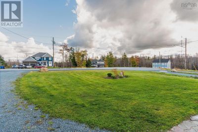 24 Yew St, House other with 3 bedrooms, 3 bathrooms and null parking in Hammonds Plains NS | Image 3