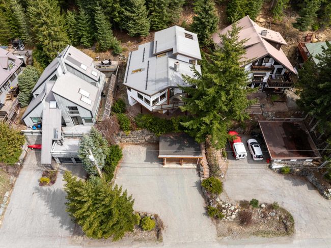 7414 Ambassador (49% Ownership) Crescent, House other with 5 bedrooms, 4 bathrooms and 5 parking in Whistler BC | Image 32