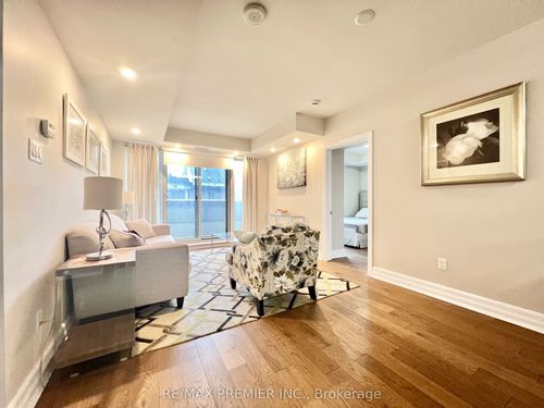 202-195 Besserer St, Ottawa, ON, K1N0B6 | Card Image