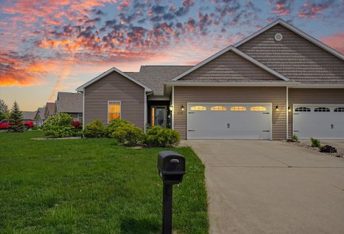 2202 S Cyprus Pt, Urbana, IL, 61802-7494 | Card Image