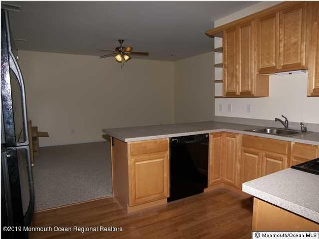 D - 103 Drs James Parker Blvd, Condo with 2 bedrooms, 2 bathrooms and null parking in Red Bank NJ | Image 5