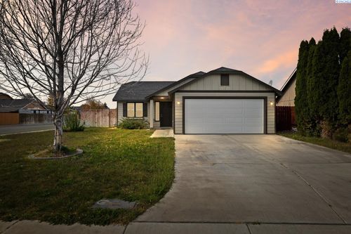 charming-3-bedroom-home-i-6002 Westport Lane, Pasco, WA, 99301 | Card Image