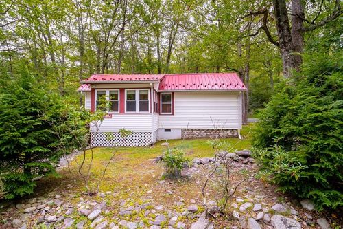 61 Greenwood Rd N, Wurtsboro, NY, 12790-6803 | Card Image