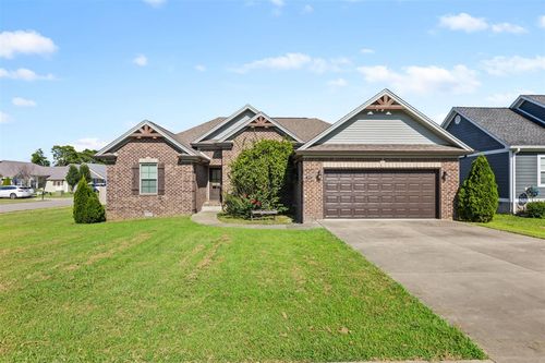 301 Strawberry Ct, Bowling Green, KY, 42101-5055 | Card Image