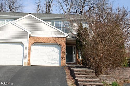 49 Tupelo St, LITITZ, PA, 17543-7819 | Card Image