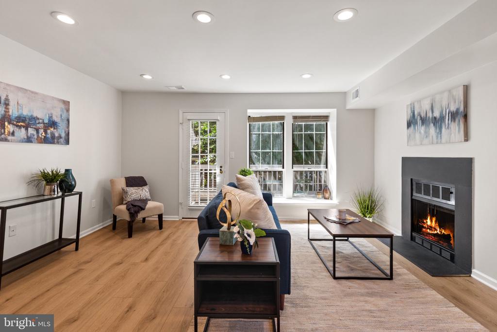 Residential in ARLINGTON 4