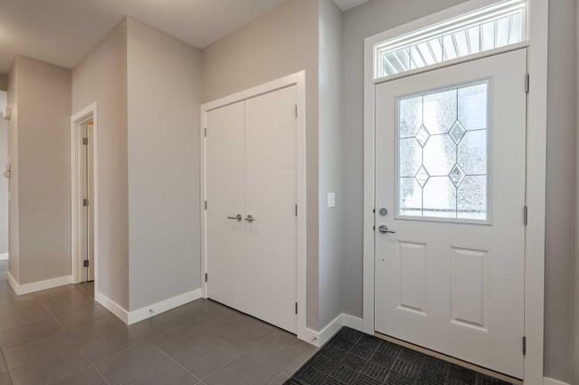 55 Nolancrest Rise Nw, Home with 3 bedrooms, 2 bathrooms and 4 parking in Calgary AB | Image 3