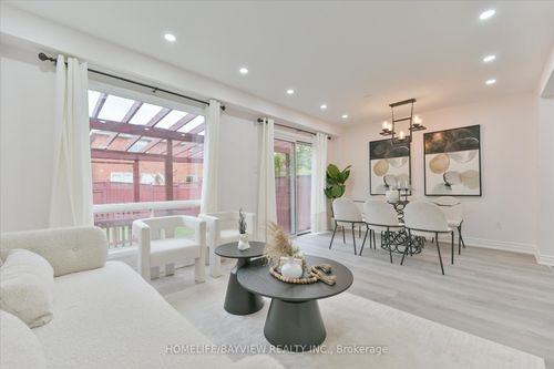 3956 Bentridge Rd, Mississauga, ON, L5N7V8 | Card Image