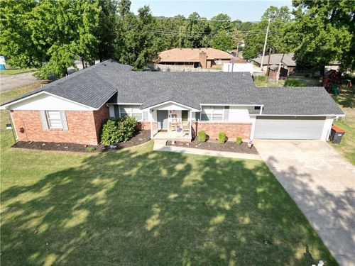 1401 N 10th St, Van Buren, AR, 72956-2623 | Card Image