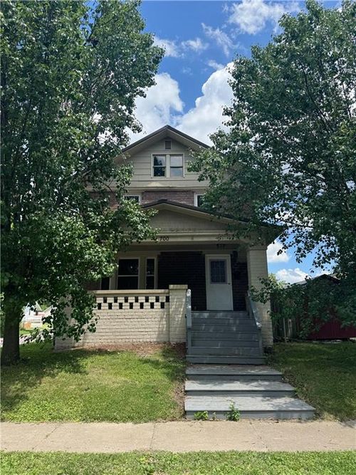 700 S 5th St, MOBERLY, MO, 65270-1875 | Card Image