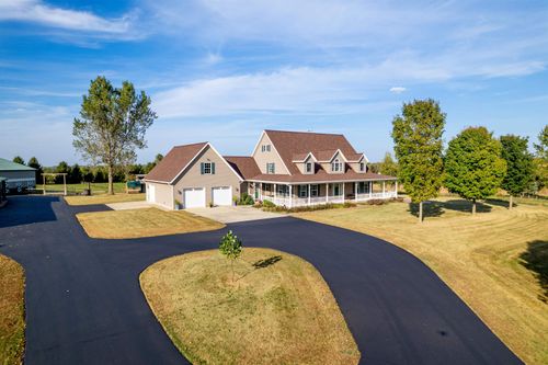 10477 (10 AC) Telegraph Rd, WINNEBAGO, IL, 61088-8957 | Card Image