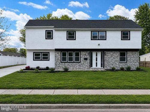 16 Buckingham Road, Burlington, NJ, 08016 | Card Image