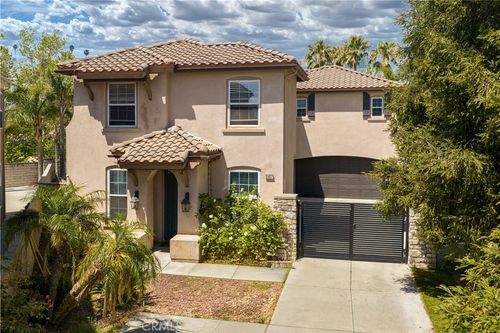 5457 Martingale Way, Fontana, CA, 92336 | Card Image