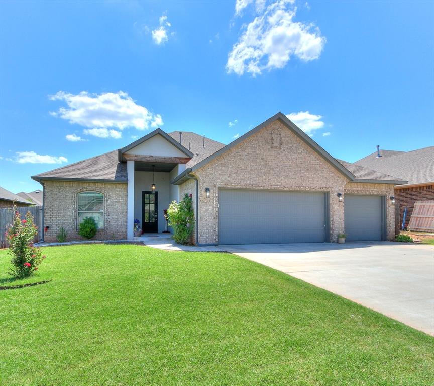 38th St, Moore, OK 73160