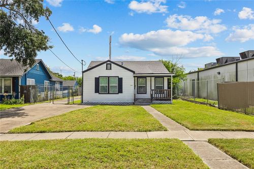 1222 18th St, Corpus Christi, TX, 78405-1518 | Card Image