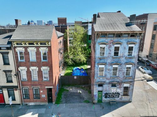 217 Findlay St, Cincinnati, OH, 45202 | Card Image