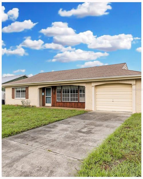 3557 Rockaway Dr, HOLIDAY, FL, 34691-1171 | Card Image