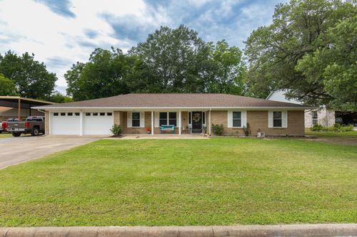 2812 Mccarley Dr, Commerce, TX, 75428-3830 | Card Image