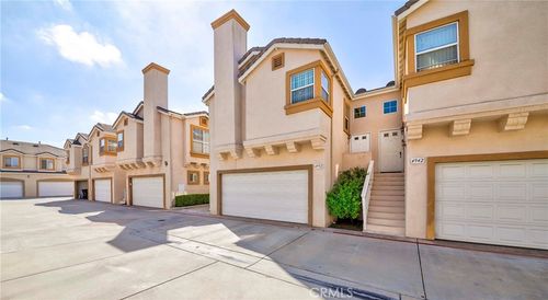 4952 Bishop St, Cypress, CA, 90630 | Card Image