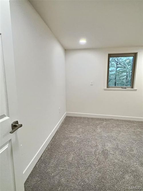 20165 State Highway Aa, Potosi, MO, 63664-9307 | Card Image