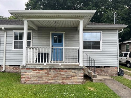708 Community St, Arabi, LA, 70032-1514 | Card Image