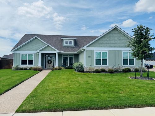 801 Secretariat Dr, Hewitt, TX, 76643-3246 | Card Image