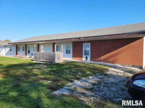 114 Central Ave, Kincaid, IL, 62540-4622 | Card Image
