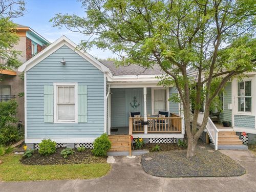 2119 Avenue P, Galveston, TX, 77550-7927 | Card Image