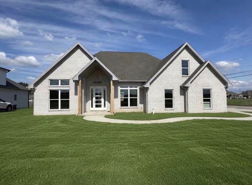 122 Mccallen Rd, Muscle Shoals, AL, 35661-3920 | Card Image