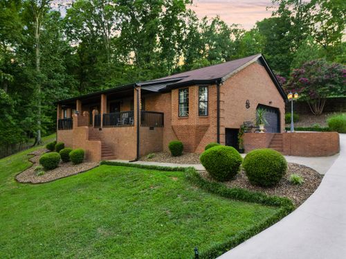 3158 River Canyon Trl, Chattanooga, TN, 37419-1171 | Card Image