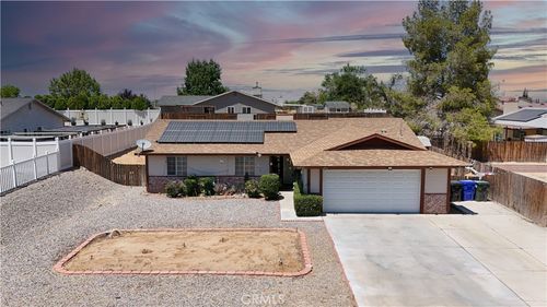 16850 Hidden Creek Dr, Victorville, CA, 92395 | Card Image