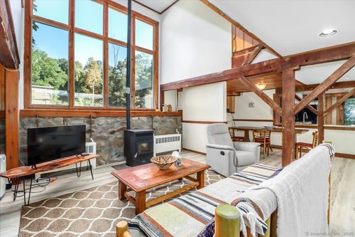 155 Squash Hollow Rd, New Milford, CT, 06776-5406 | Card Image