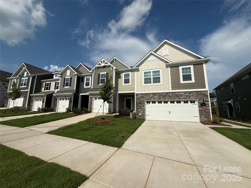 3204 Lilac Grove Dr, Charlotte, NC, 28269-0652 | Card Image