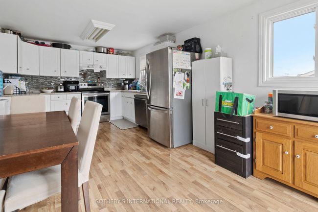 404 County Rd 29, House other with 3 bedrooms, 2 bathrooms and 10 parking in Toledo ON | Image 8