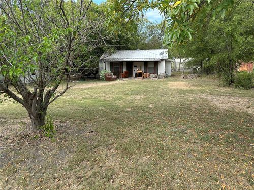 217 E 2nd St, Ferris, TX, 75125-1705 | Card Image