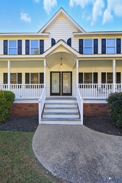 1101 Rockbasket Ln, Chester, VA, 23836-9715 | Card Image