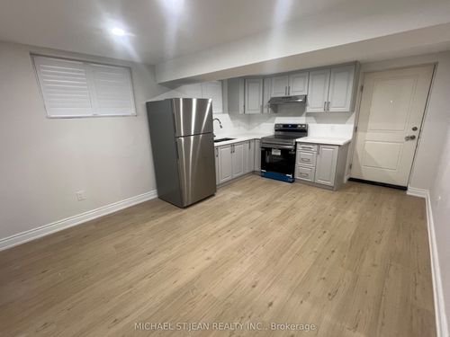 2-29 Bowman Cres, Thorold, ON, L2V0G3 | Card Image