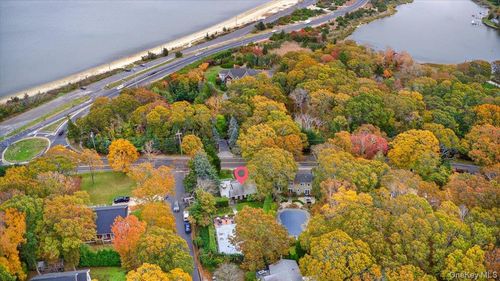 3748 Noyac Rd, Sag Harbor, NY, 11963-2834 | Card Image