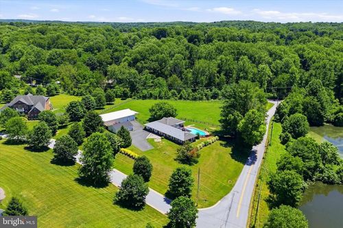 875 Locust Grove Rd, WEST CHESTER, PA, 19382-6929 | Card Image