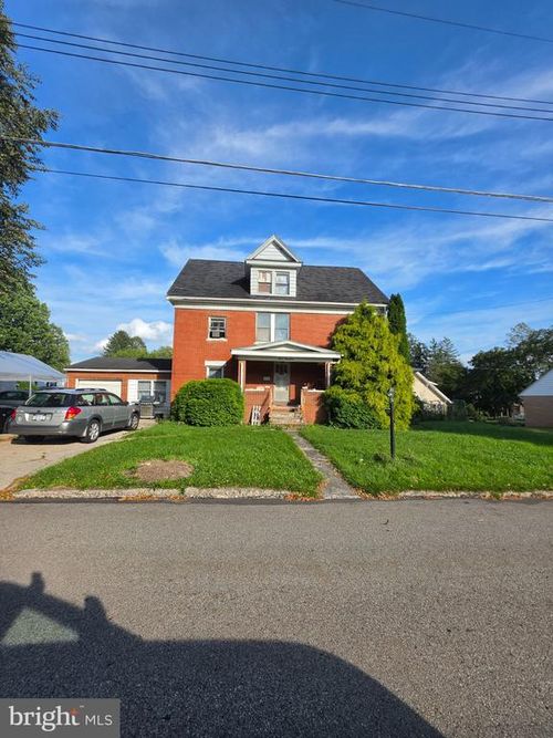 717 Case Avenue, JOHNSTOWN, PA, 15905 | Card Image