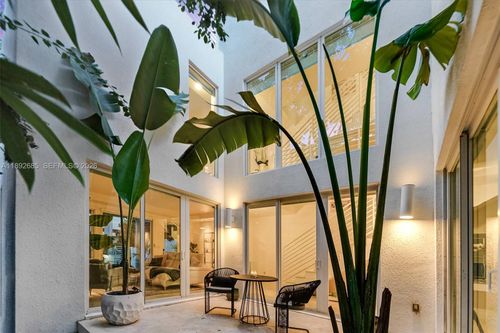 3094-3094 Indiana St, Coconut Grove, FL, 33133-4411 | Card Image