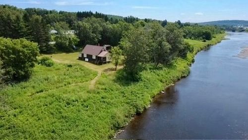 44 Washburn Rd, Presque Isle, ME, 04769-6910 | Card Image