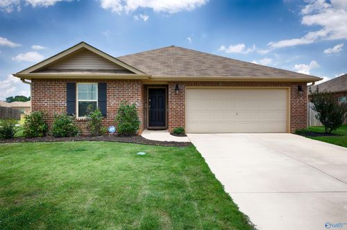 119 Oliver Ct, Hazel Green, AL, 35750-5007 | Card Image