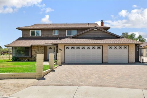 4921 Rock Ct, Jurupa Valley, CA, 91752-1746 | Card Image